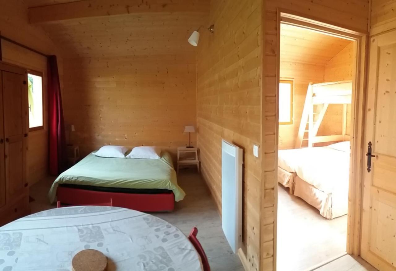 Gites De La Croisee Des Chemins - Piscine Chauffee - Spa, Hammam Et Sauna Izeaux Ngoại thất bức ảnh